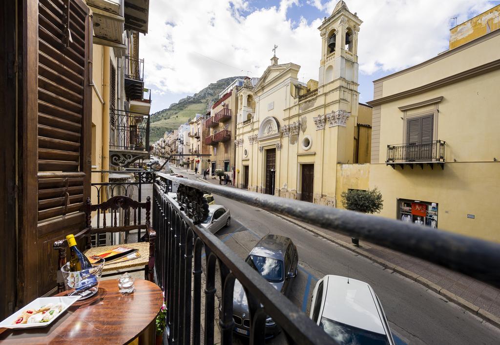 Agli Affreschi Hotel Castellammare del Golfo Buitenkant foto