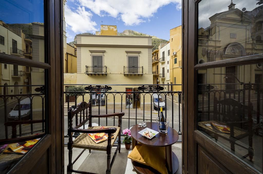 Agli Affreschi Hotel Castellammare del Golfo Buitenkant foto